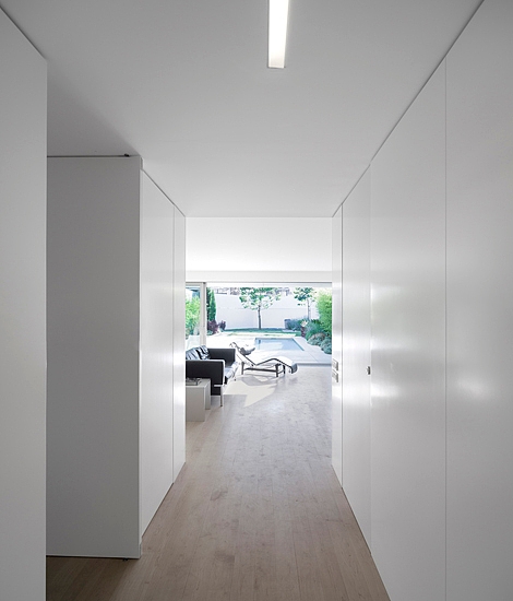 Parede 11 by Humberto Conde Arquitectos