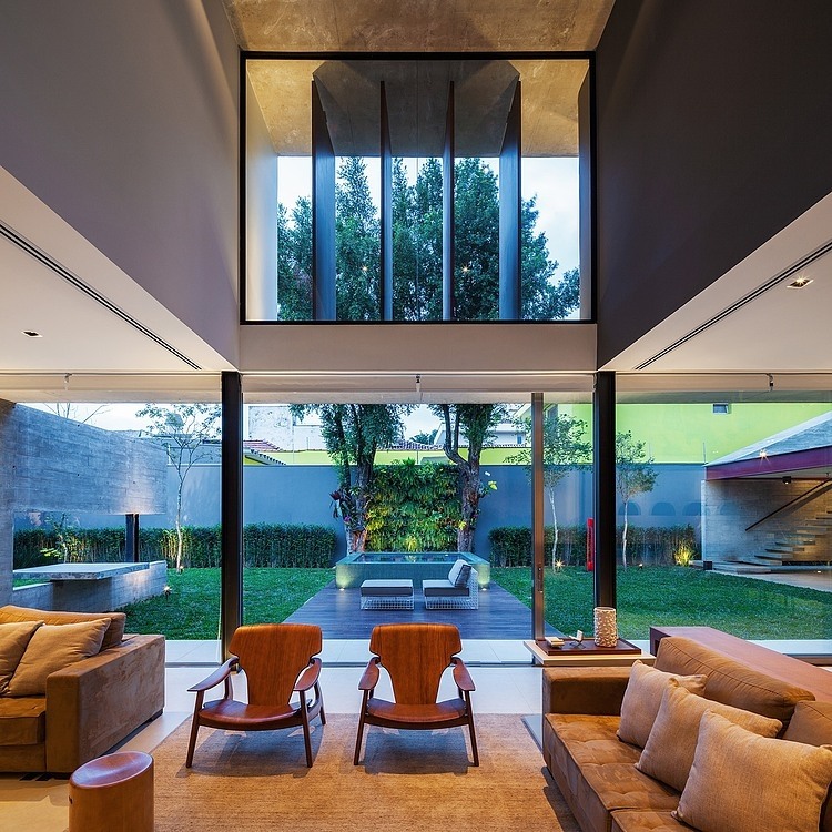 Planalto House by Fc Studio