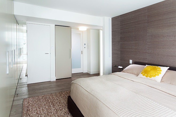 Coal Harbour Residence by Gaile Guevara