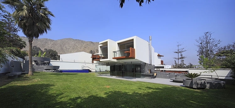 A House Forever by Longhi Architects