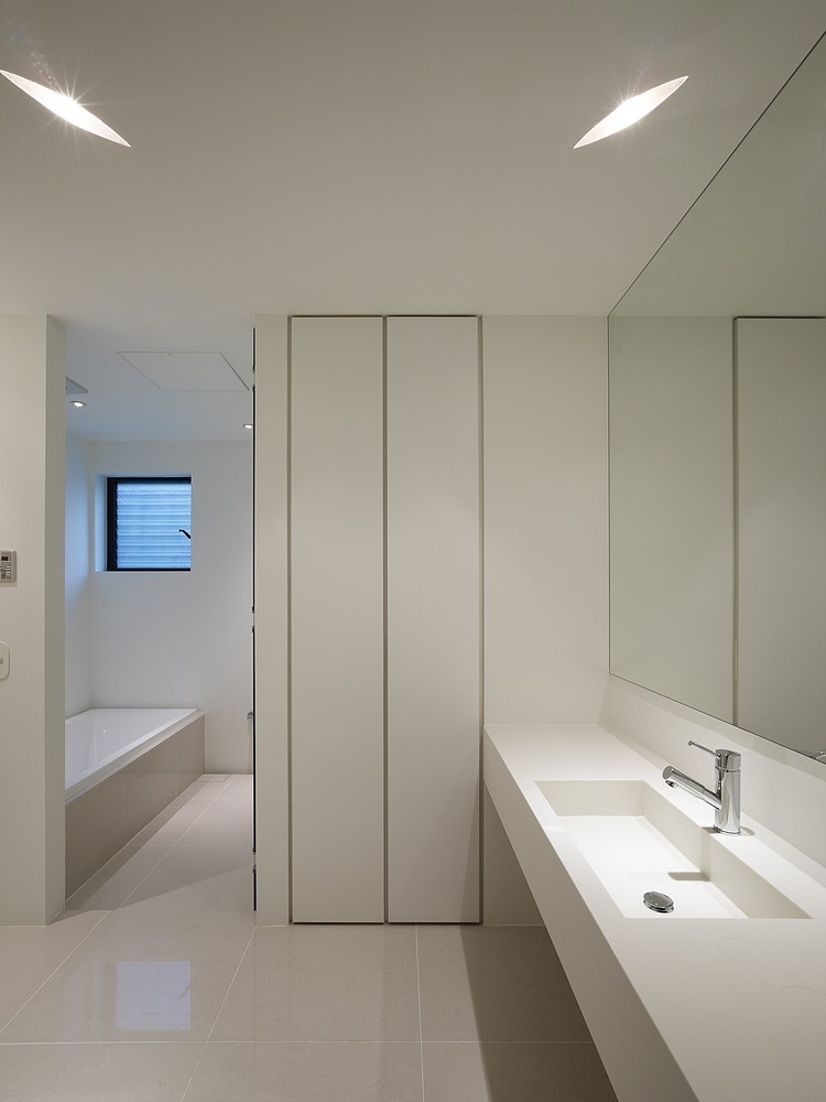 Light Stage House by Future Studio