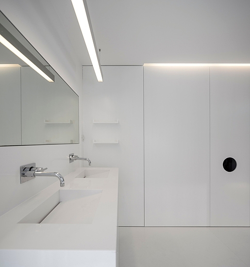 Parede 11 by Humberto Conde Arquitectos