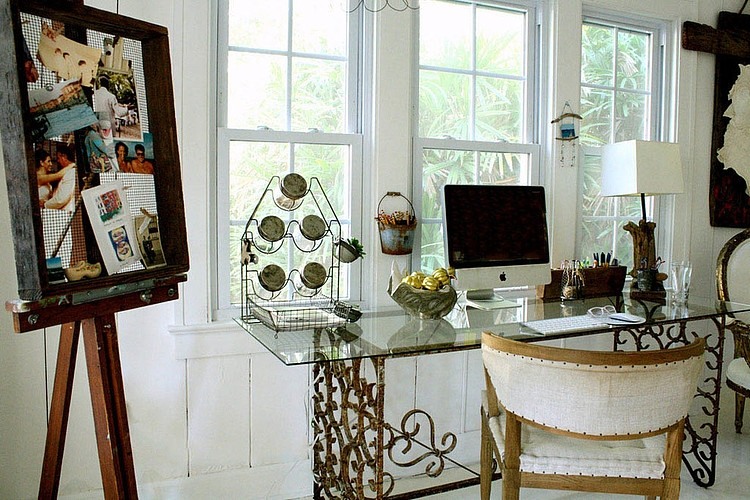 Eclectic Carcary Residence
