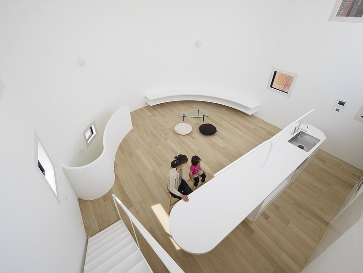 Light Stage House by Future Studio
