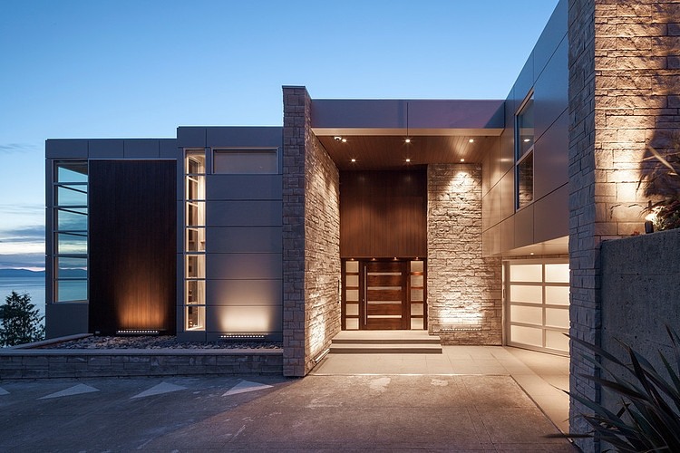 Parthenon Place Residence by Schmidt Architecture