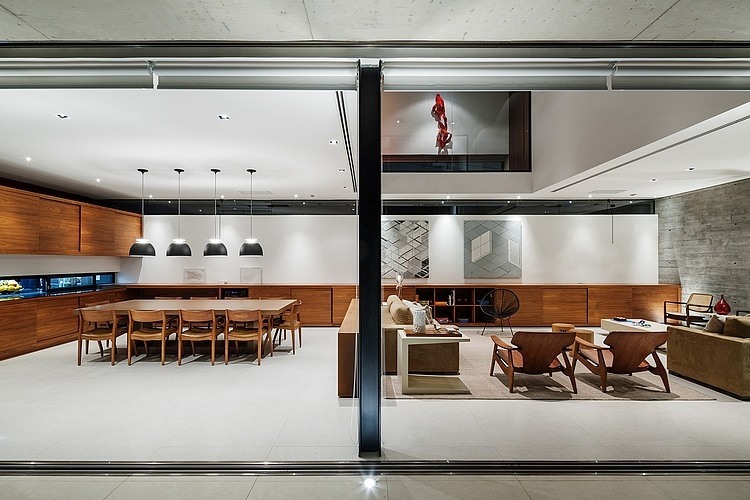Planalto House by Fc Studio