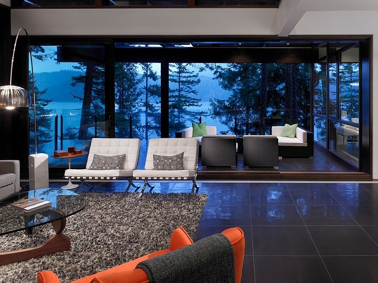 Waterfront Hideway by Sarah Gallop Design