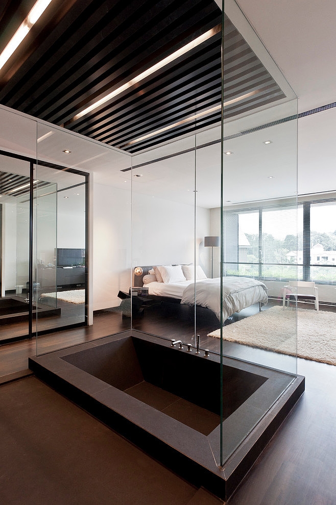 Terrace House in Singapore by Architology