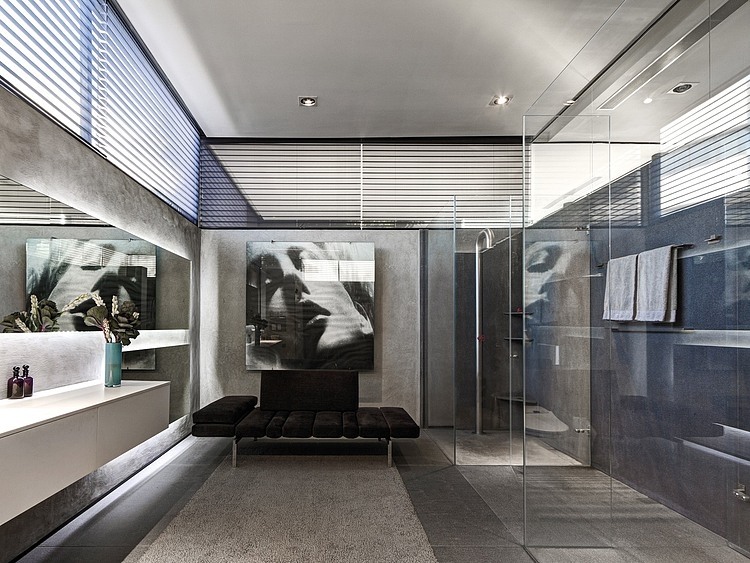 Alma Desnuda House by Hajj Design Less