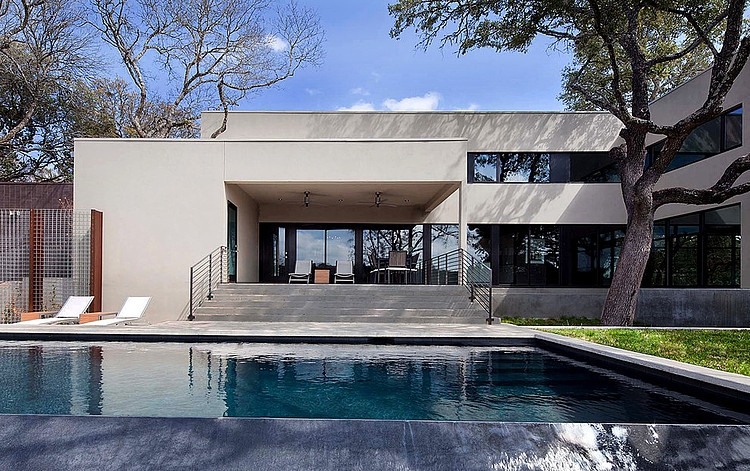 West Lake Hills Residence by Specht Harpman