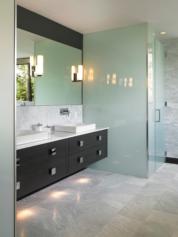 Waterfront Hideway by Sarah Gallop Design