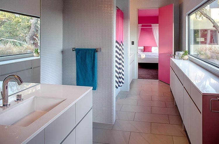 West Lake Hills Residence by Specht Harpman