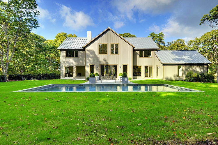 Contemporary Barn Home by Yankee Barn Homes