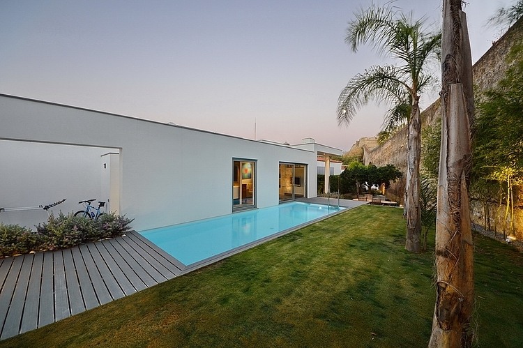 Old Town House by Mario Martins Atelier