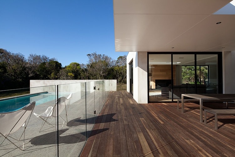 Blairgowrie Residence by InForm Design & Pleysier Perkins