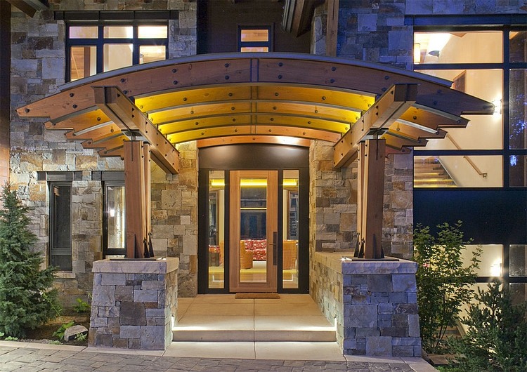 North Lake Tahoe Residence by Kelly & Stone Architects