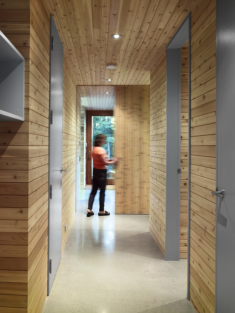 Stealth Cabin by Superkül