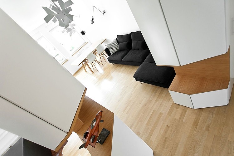 Aviator Apartment by mode:lina architekci