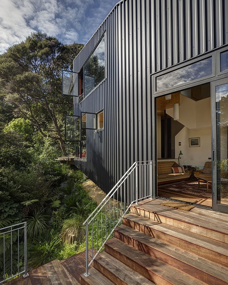 Blackpool House by Glamuzina Paterson Architects