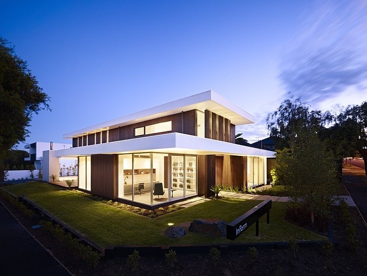 California House by InForm & Pleysier Perkins
