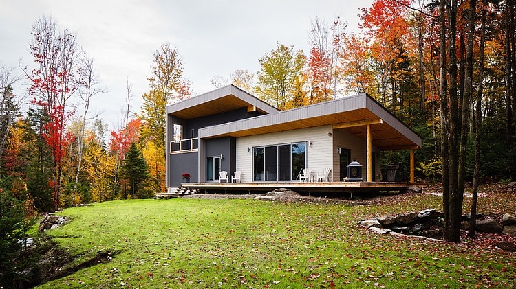 Chalet Bolton-Est by Atelier Boom Town