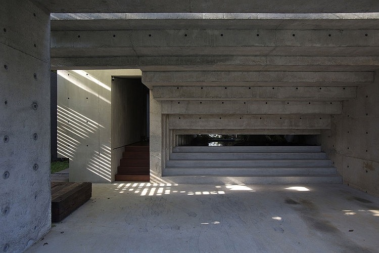 Namly House by Chang Architects