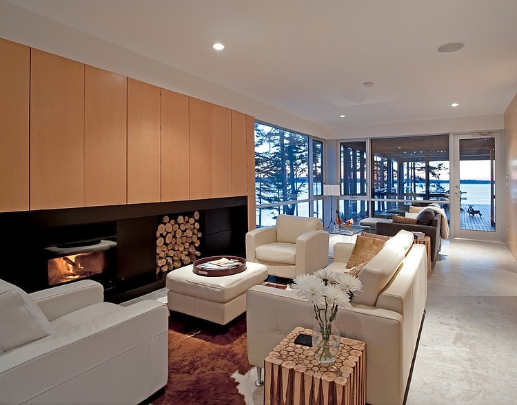 Bridge House by MacKay-Lyons Sweetapple Architects