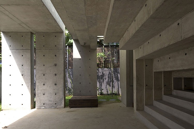 Namly House by Chang Architects