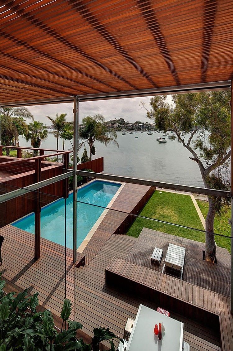 Tennyson Point Residence by CplusC Architectural Workshop