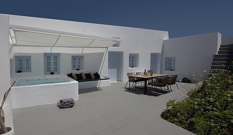Villa Anemolia by MplusM