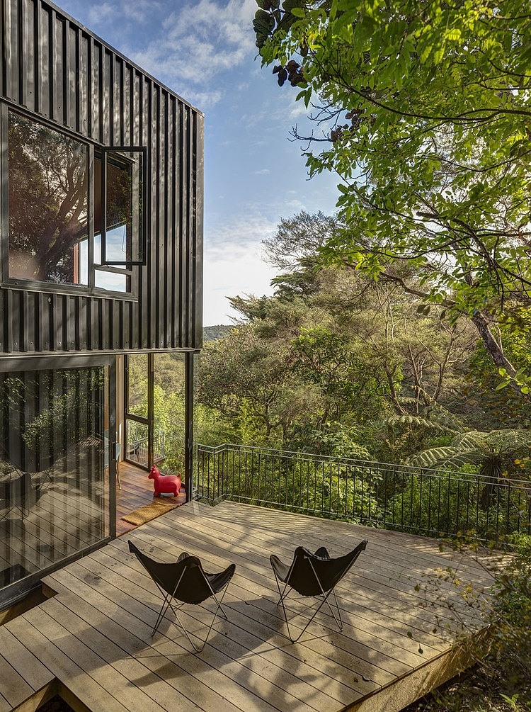 Blackpool House by Glamuzina Paterson Architects