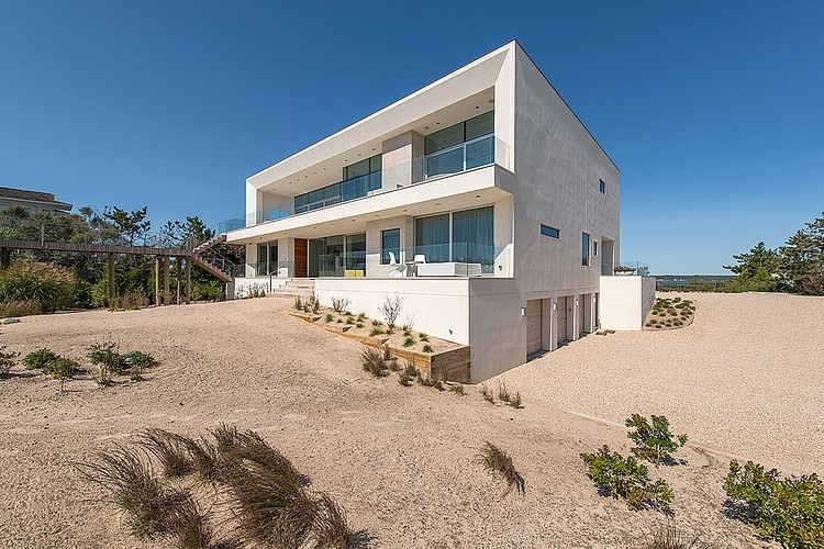 Dune Road House by Jason Klinge Residential Contracting