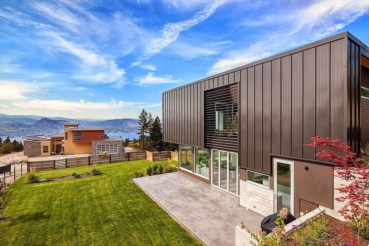 Flagstone Residence by Karoleena