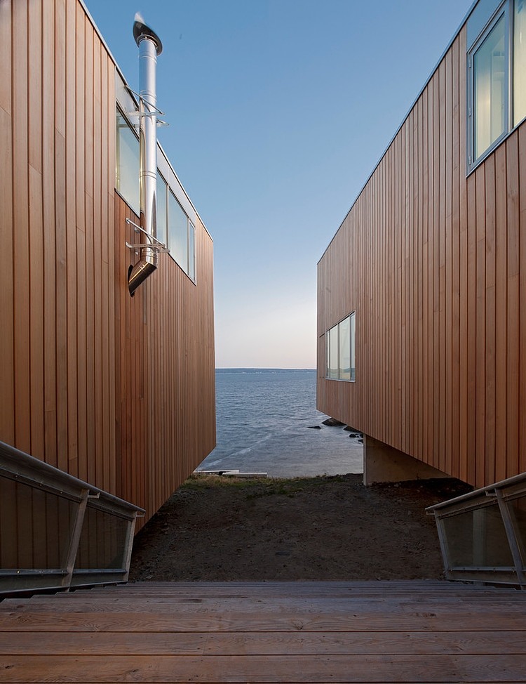 Two Hull House by MacKay-Lyons Sweetapple Architects