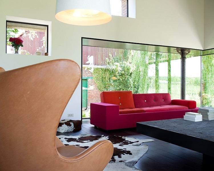 Farmhouse Lennik by Studio Farris