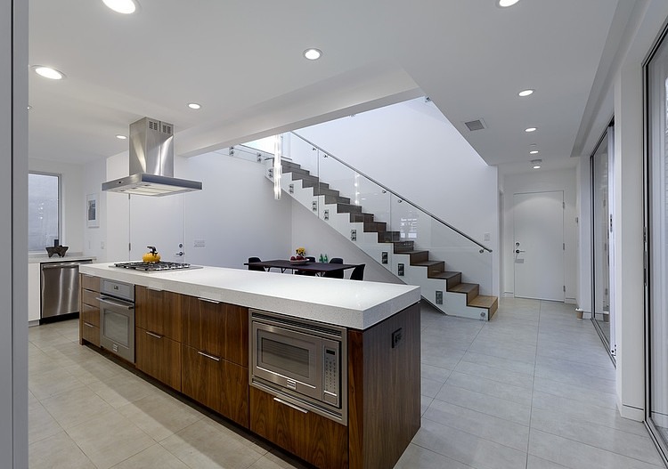 Peninsula House by LeMaster Architects