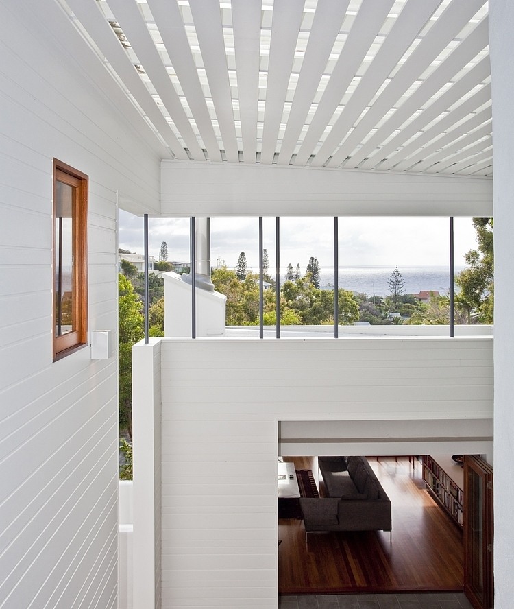 The Sunshine Beach House by Wilson Architects