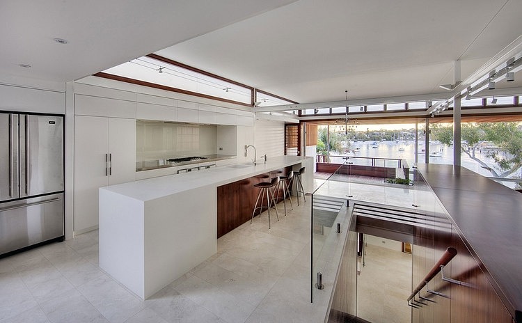 Tennyson Point Residence by CplusC Architectural Workshop