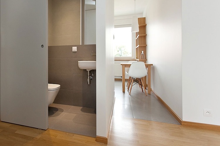Aviator Apartment by mode:lina architekci