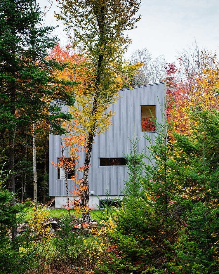 Chalet Bolton-Est by Atelier Boom Town