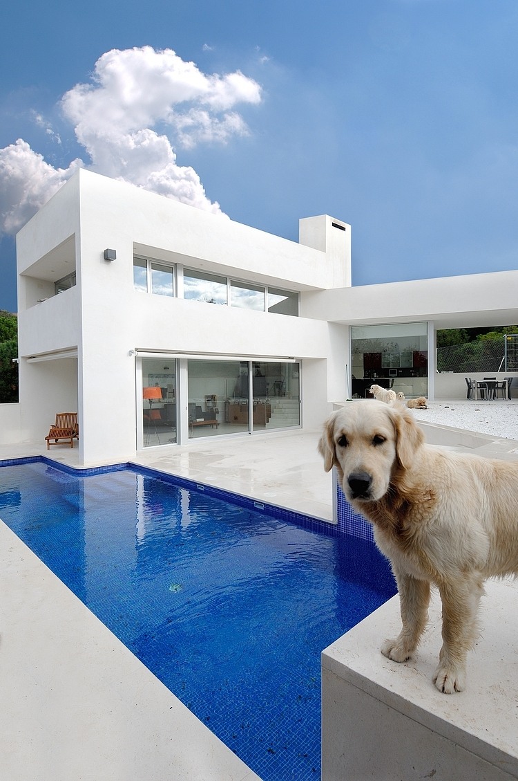 Valdemorillo House by Otto Medem Arquitectura