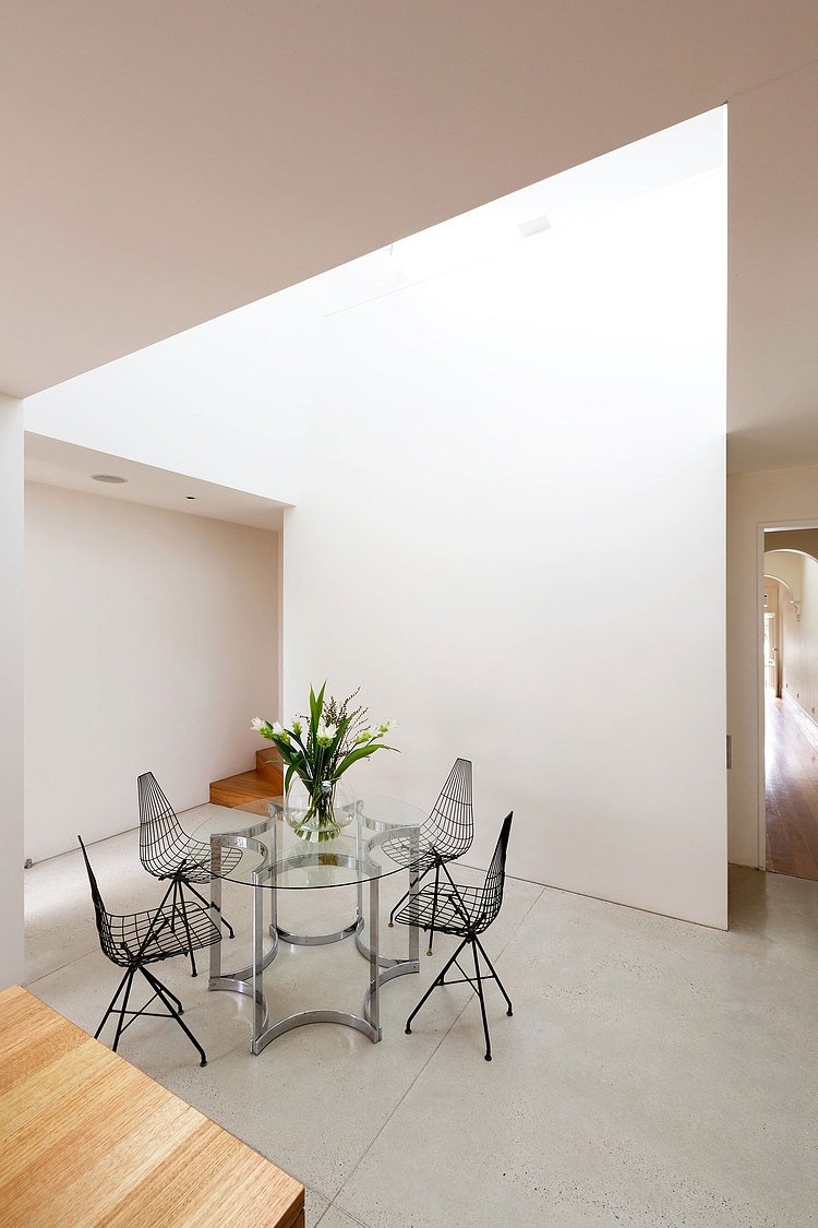 Bondi House by Fearns Studio