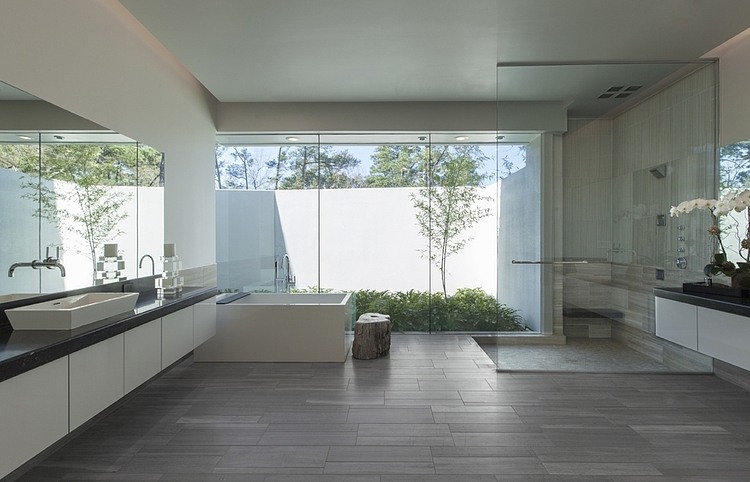 King Residence by MC2 Architectural Studio