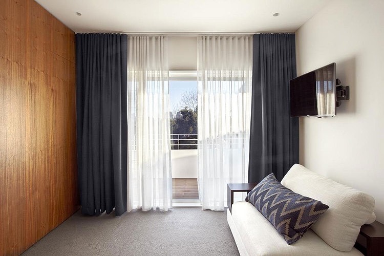 Bellevue Hill by Rolf Ockert Design