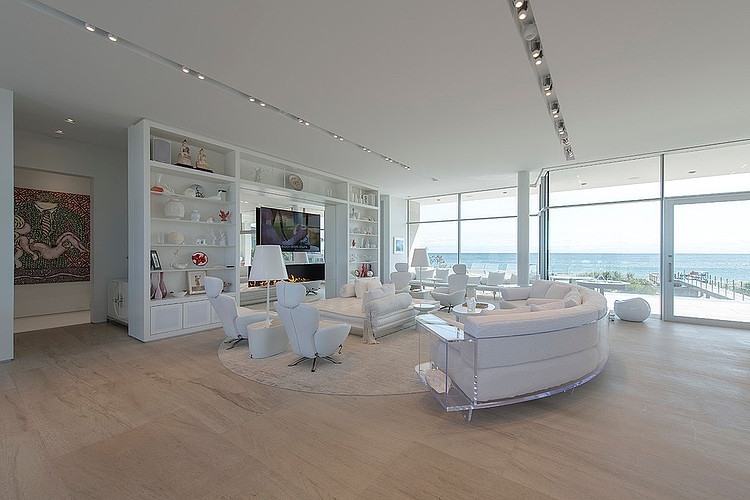Dune Road House by Jason Klinge Residential Contracting