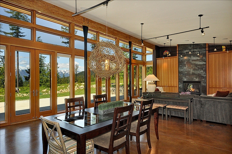 Indigo Lane House by Mohler + Ghillino Architects