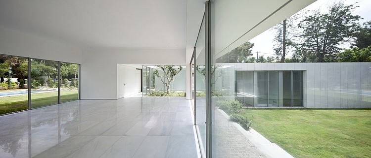RI House by Paritzki & Liani Architects