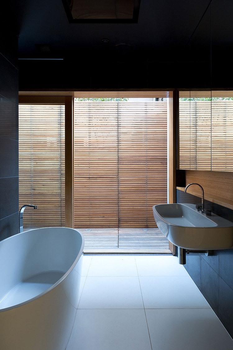 Bondi House by Fearns Studio