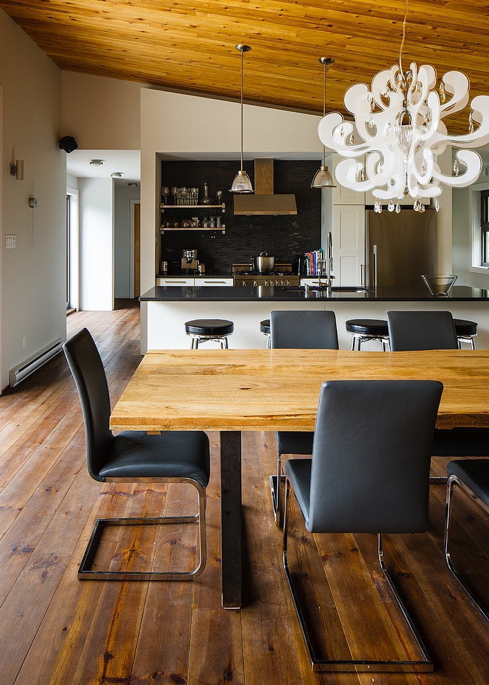 Chalet Bolton-Est by Atelier Boom Town