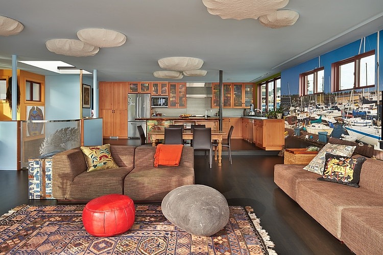 Houseboat 9 by Graham Baba Architects